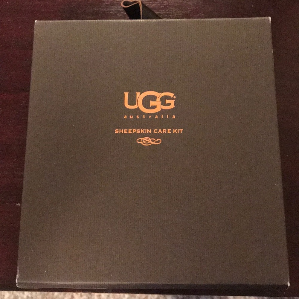 Uggs cleaning kit